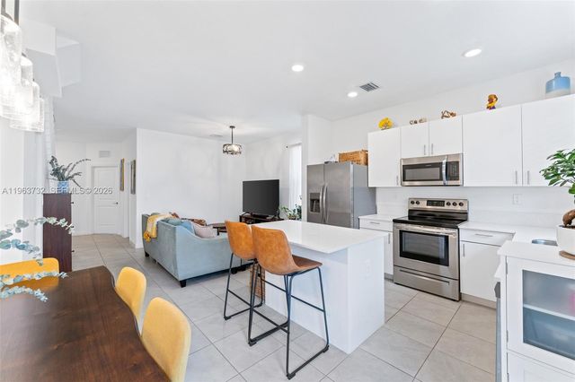 11755 SW 246th ter, Homestead, FL 33032