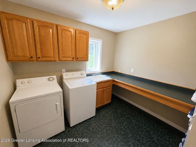 1251 Sweetwood Drive, Okemos, MI 48864
