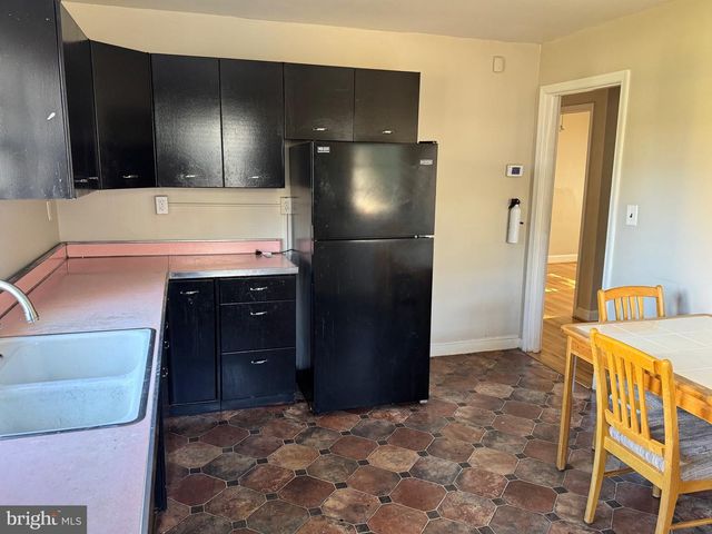 8714 36TH AVE, College Park, MD 20740