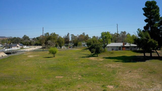 24567 Adams Ave, Murrieta, CA 92562