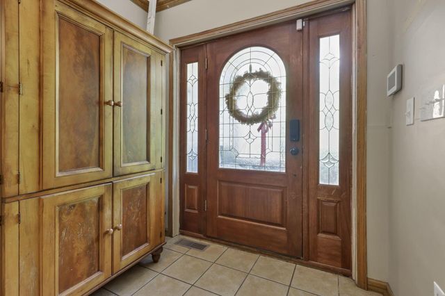 2991 Coonpath Road NE, Lancaster, OH 43130