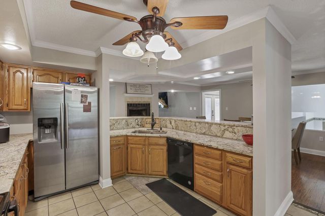 2991 Coonpath Road NE, Lancaster, OH 43130
