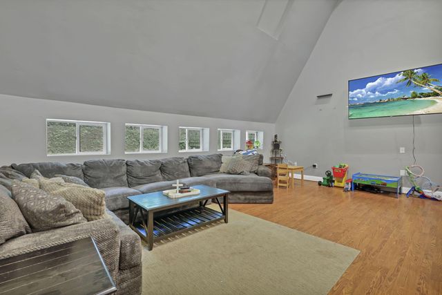 2991 Coonpath Road NE, Lancaster, OH 43130