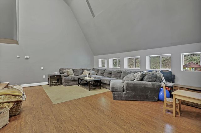 2991 Coonpath Road NE, Lancaster, OH 43130