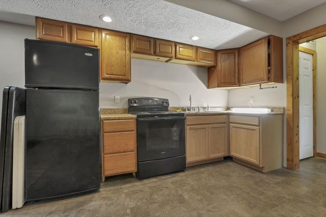 2991 Coonpath Road NE, Lancaster, OH 43130