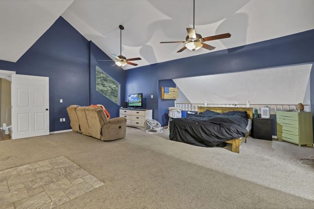 2991 Coonpath Road NE, Lancaster, OH 43130