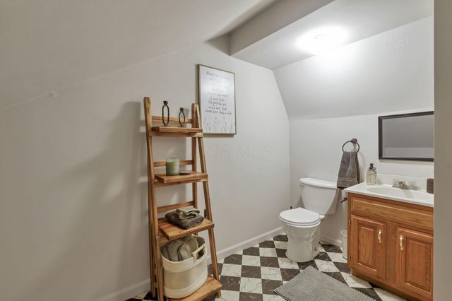2991 Coonpath Road NE, Lancaster, OH 43130