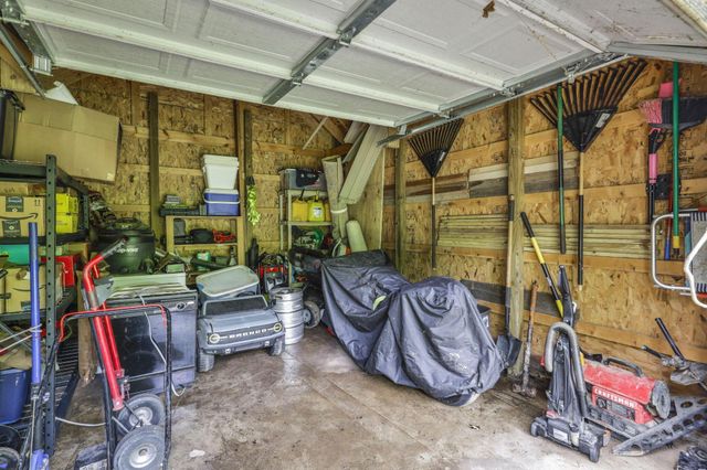 2991 Coonpath Road NE, Lancaster, OH 43130