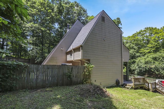 2991 Coonpath Road NE, Lancaster, OH 43130
