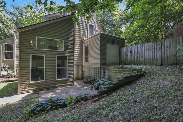 2991 Coonpath Road NE, Lancaster, OH 43130
