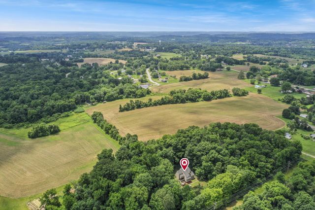 2991 Coonpath Road NE, Lancaster, OH 43130