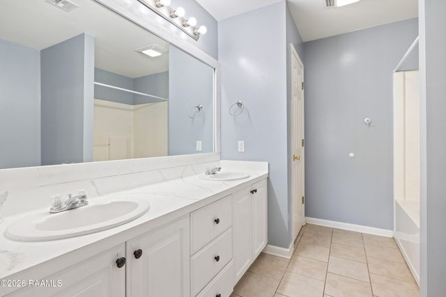 703 Saint Seton Lane, Youngsville, LA 70592