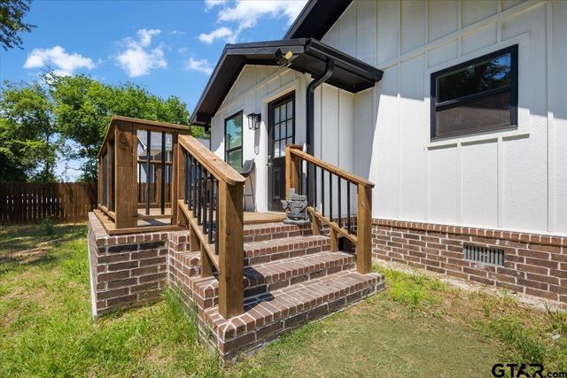 6108 County Road 35, Tyler, TX 75706