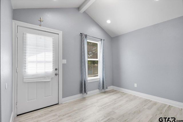6108 County Road 35, Tyler, TX 75706