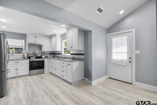 6108 County Road 35, Tyler, TX 75706