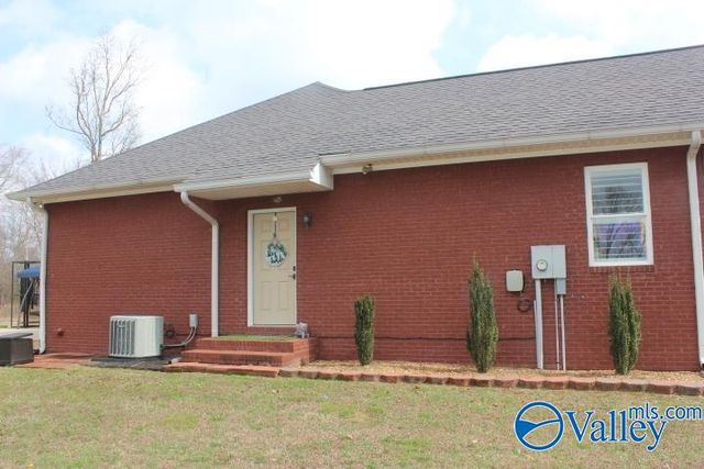 2490 County Road 505, Fort Payne, AL 35968