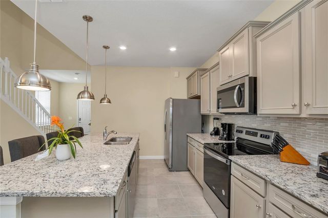 1806 SUMMER DRIVE, Davenport, FL 33897