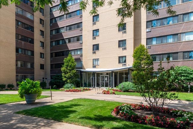 6300 N Sheridan Road 710, Chicago, IL 60660