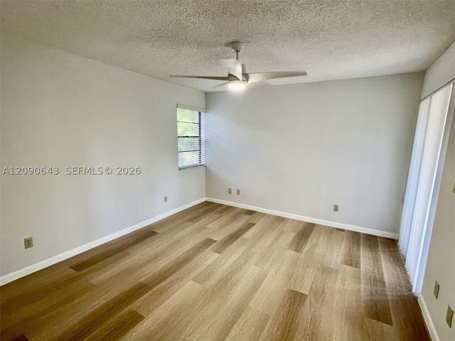 2160 Bayberry Dr 2160, Pembroke Pines, FL 33024