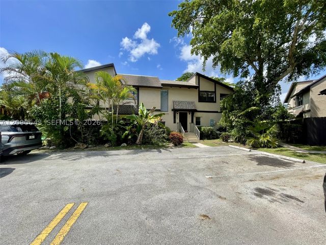2160 Bayberry Dr 2160, Pembroke Pines, FL 33024