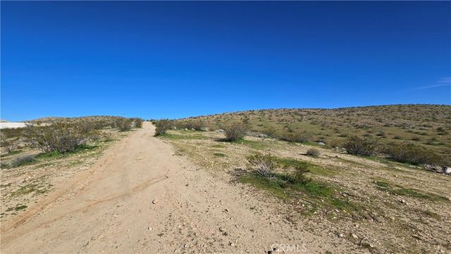 0 Near United St & Barrington Ave, Rosamond, CA 93560