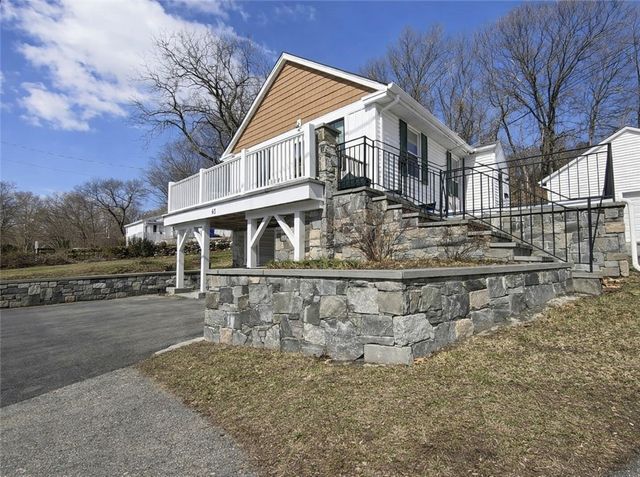 61 Walter Avenue, North Providence, RI 02911