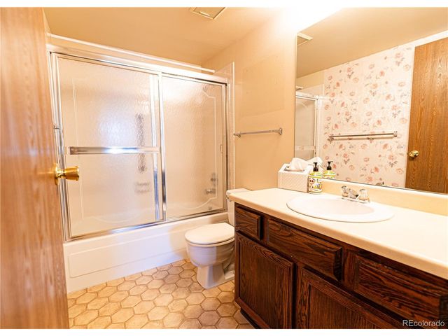 13850 E Marina Dr 206, Aurora, CO 80014