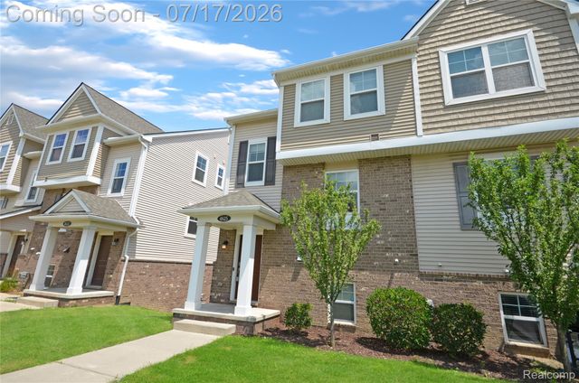 4625 Bradley Circle, Troy, MI 48085