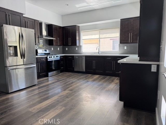 9237 Wakefield Avenue 6, Panorama City, CA 91402