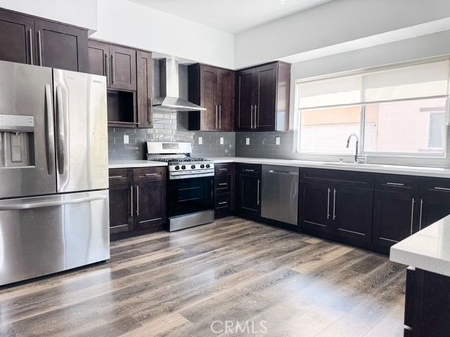 9237 Wakefield Avenue 6, Panorama City, CA 91402