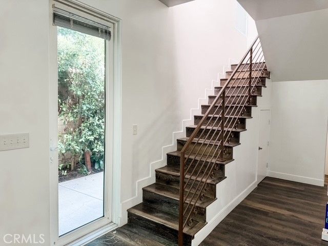 9237 Wakefield Avenue 6, Panorama City, CA 91402