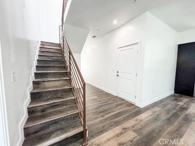 9237 Wakefield Avenue 6, Panorama City, CA 91402