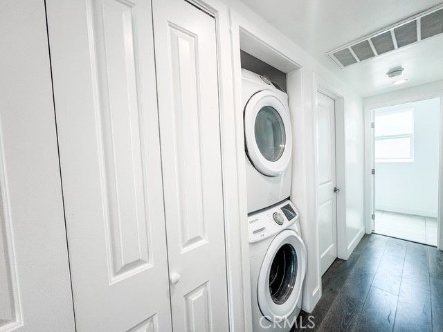 9237 Wakefield Avenue 6, Panorama City, CA 91402