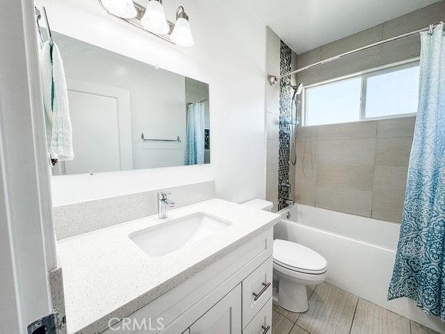 9237 Wakefield Avenue 6, Panorama City, CA 91402