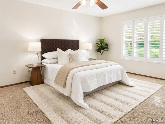13 Laurel Oaks Court, Lake St Louis, MO 63367