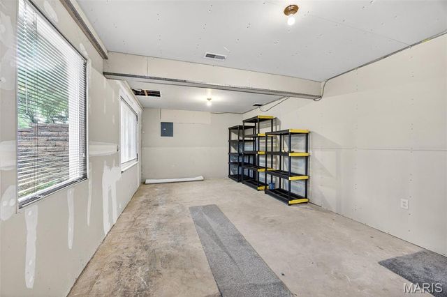 13 Laurel Oaks Court, Lake St Louis, MO 63367