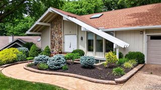 13 Laurel Oaks Court, Lake St Louis, MO 63367