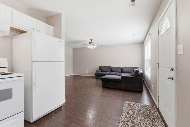 2700 ANDY DR, Columbia, MO 65202