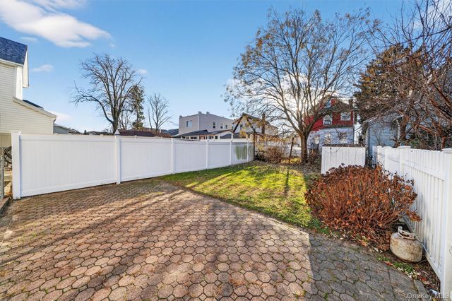 725 Logan Avenue, Bronx, NY 10465