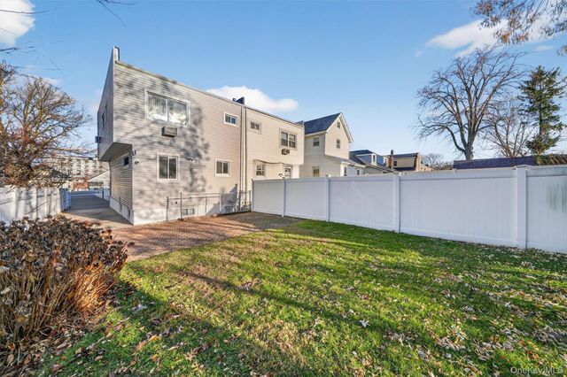 725 Logan Avenue, Bronx, NY 10465