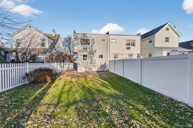 725 Logan Avenue, Bronx, NY 10465