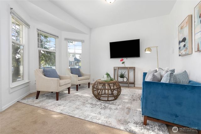 2008 Iron Street, Bellingham, WA 98225