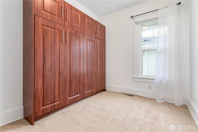 2008 Iron Street, Bellingham, WA 98225