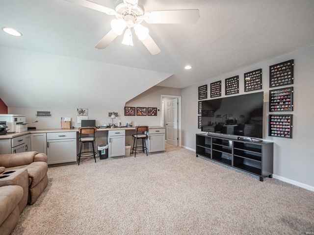 15508 Shakespeare Drive, Evansville, IN 47725