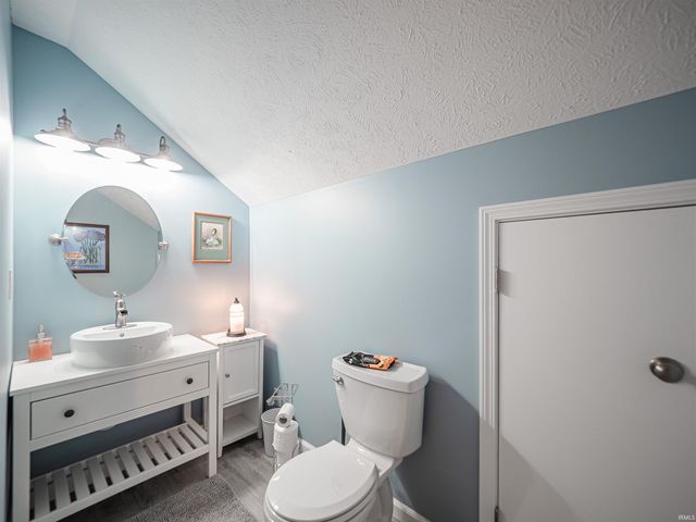 15508 Shakespeare Drive, Evansville, IN 47725