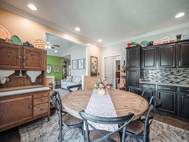 15508 Shakespeare Drive, Evansville, IN 47725