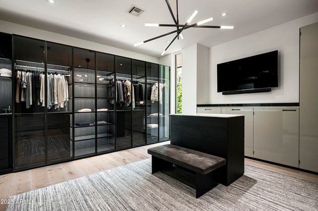 5611 N WILKINSON Road, Paradise Valley, AZ 85253