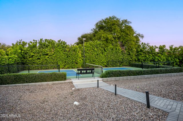 5611 N WILKINSON Road, Paradise Valley, AZ 85253