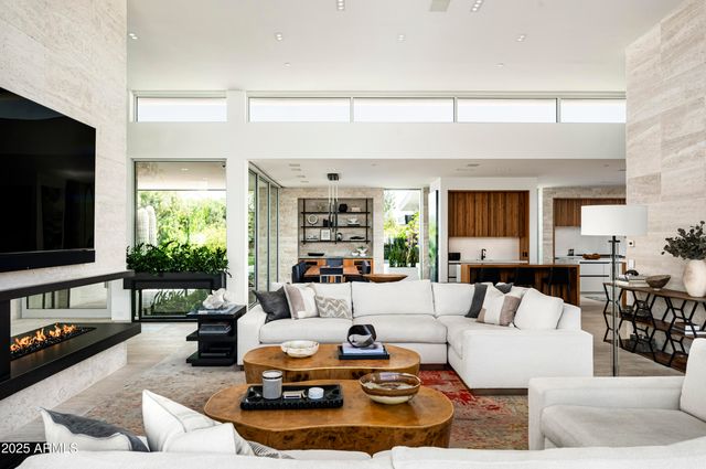 5611 N WILKINSON Road, Paradise Valley, AZ 85253