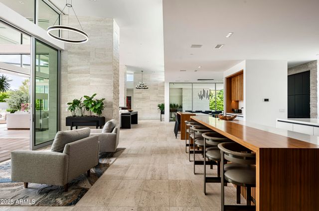 5611 N WILKINSON Road, Paradise Valley, AZ 85253